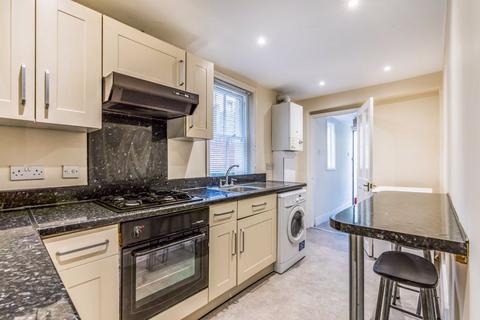 2 bedroom apartment to rent, Shaftesbury Road, Southsea