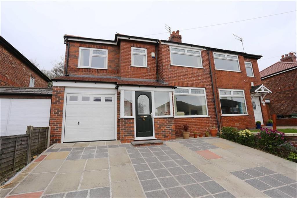 Briarfield Road, Heaton Chapel 4 bed semidetached house £285,000