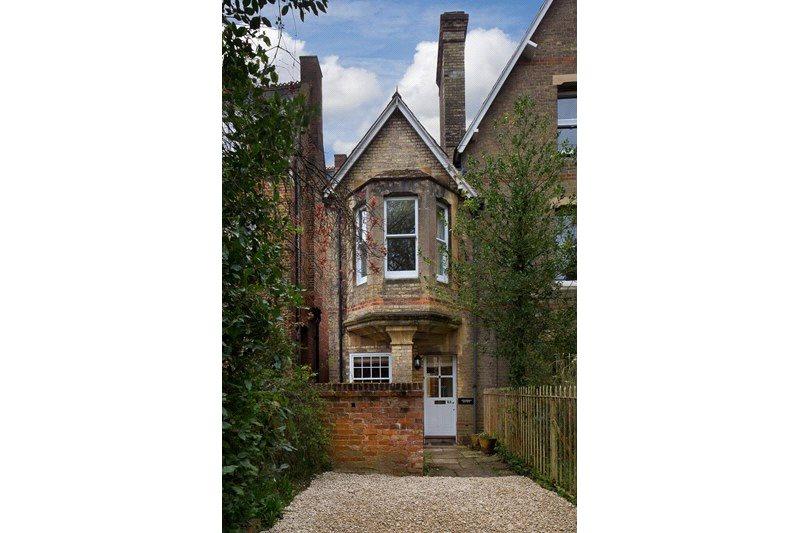 Canterbury Road, Central North Oxford 2 bed semidetached house for