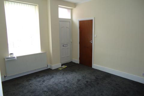 2 bedroom terraced house to rent, Recreation Crescent, Leeds LS11