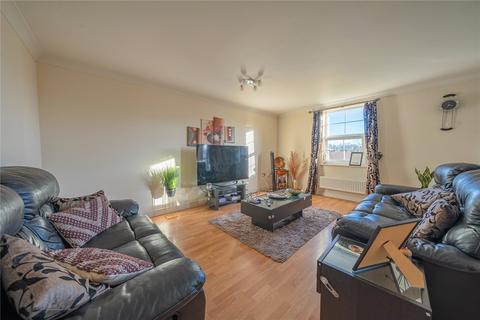 2 bedroom apartment for sale, Stoneleigh Court, Leeds, West Yorkshire