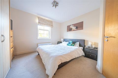 2 bedroom apartment for sale, Stoneleigh Court, Leeds, West Yorkshire