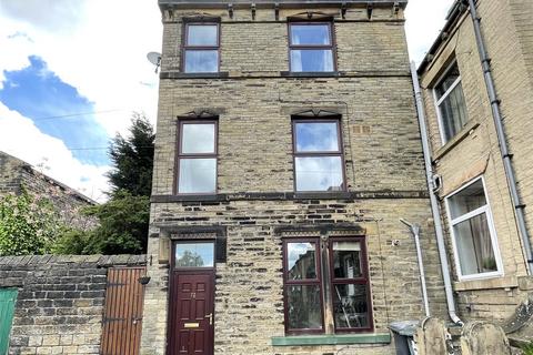 2 bedroom end of terrace house to rent, High Street, Cleckheaton, West Yorkshire, BD19