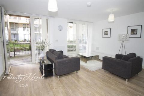 2 bedroom flat to rent, Oxley Square, E3