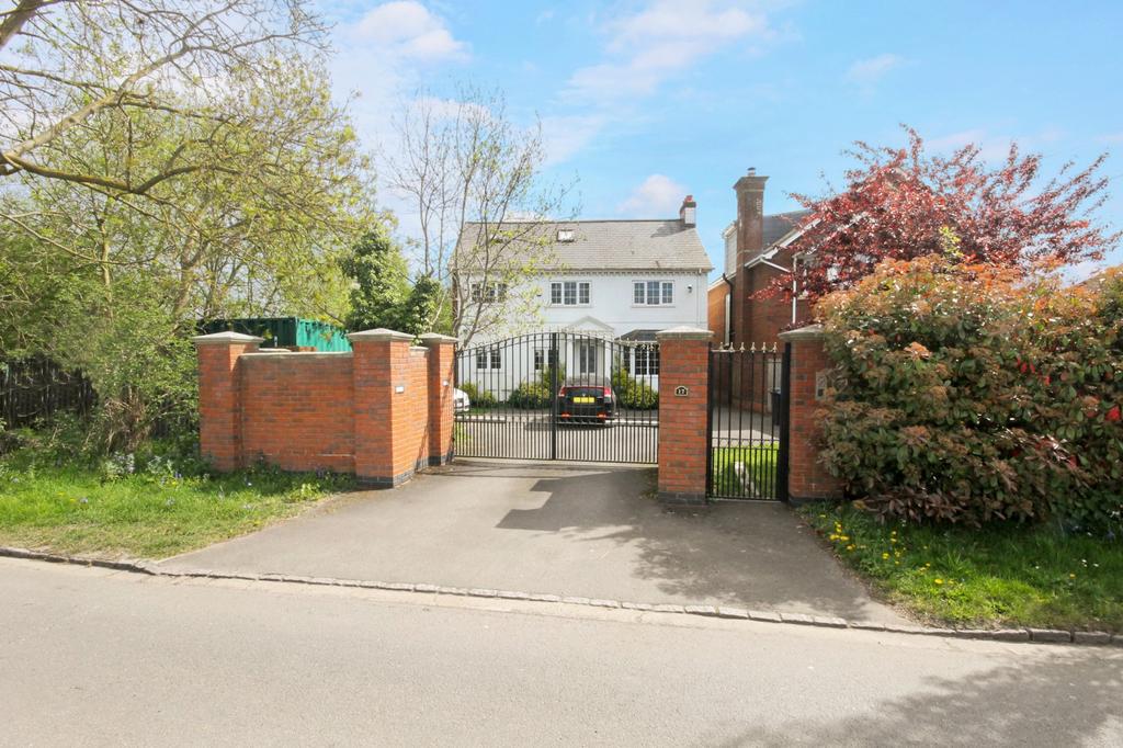 Coppermill Road, Wraysbury, Wraysbury, TW19 6 bed detached house £