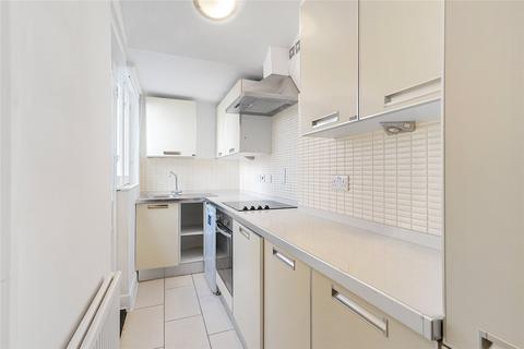 Studio to rent, Egerton Gardens, London