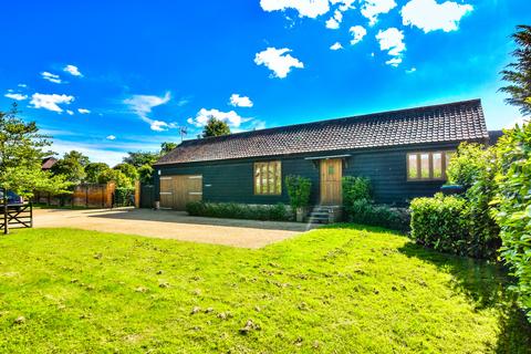 5 bedroom barn conversion to rent, Canfield Road, Takeley