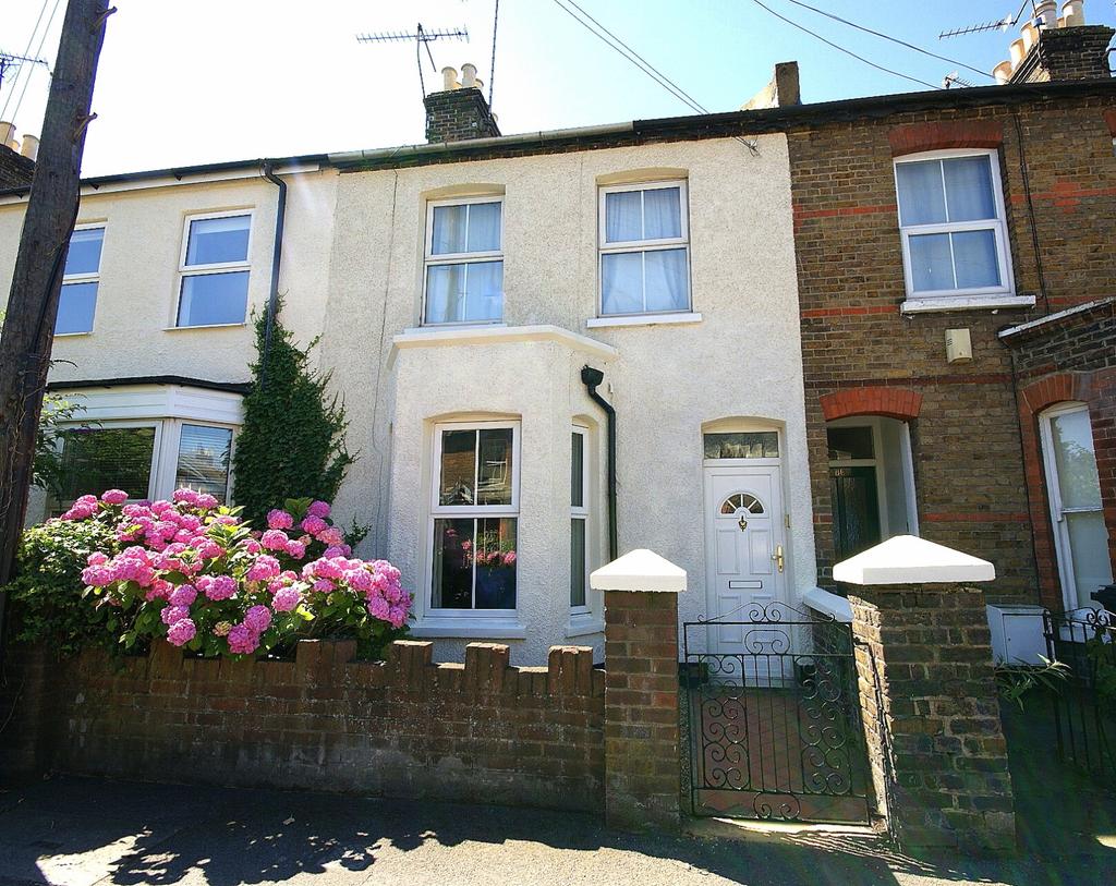 Arthur Road, Windsor, SL4 3 bed terraced house £449,950