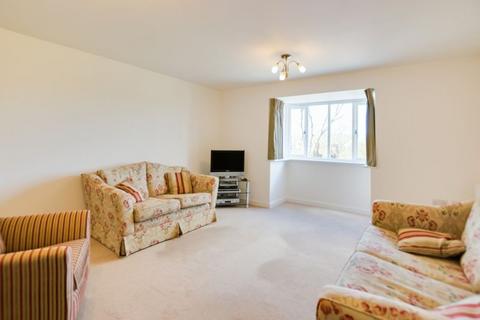 3 bedroom semi-detached house to rent, Stonebridge Road, Canterbury CT2