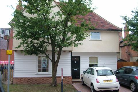 1 bedroom maisonette to rent, Haslers Mews Central Ingatestone Essex