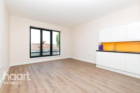 1 bedroom flat to rent, Sudbury Avenue, HA0