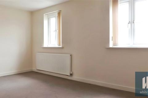 3 bedroom terraced house to rent, Clare Hill View, Huddersfield, HD1