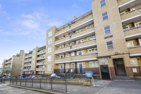 2 bedroom flat to rent, Deloraine House, Tanners Hill, London, SE8