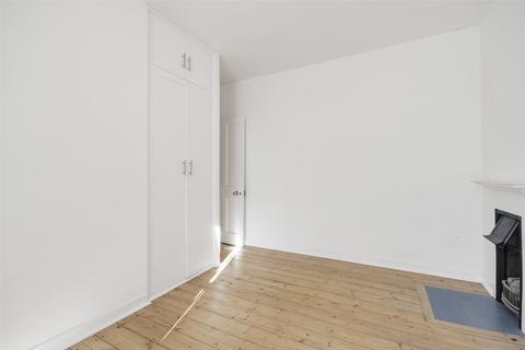 2 bedroom flat to rent, Deloraine House, Tanners Hill, London, SE8