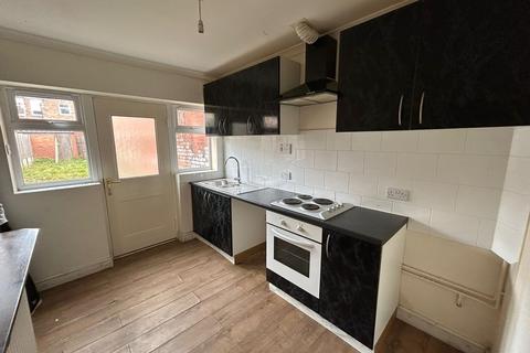 2 bedroom terraced house to rent, Tennyson Street, Gainsborough