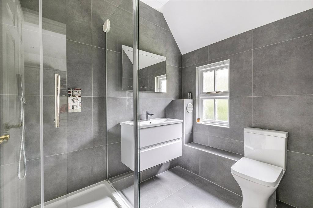 2nd En Suite