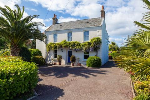 Route De La Charruée, Vale, Guernsey