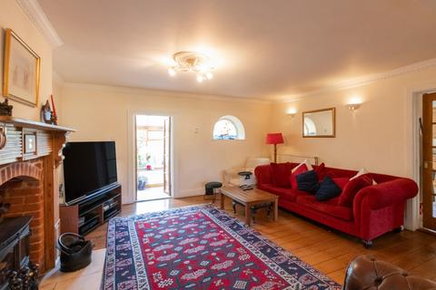 5 bedroom detached house for sale, Route De La Charruée, Vale, Guernsey