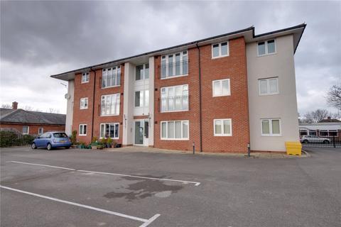 2 bedroom flat to rent, York Apartments, Martinet Road