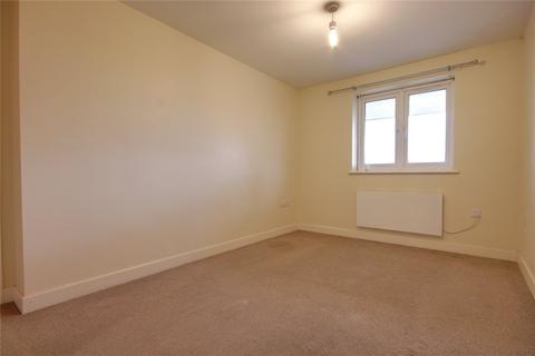 2 bedroom flat to rent, York Apartments, Martinet Road