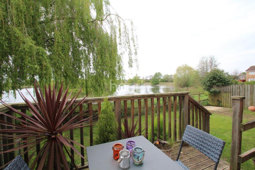 Richmond Drive, North Hykeham, Lincoln, LN6 5 bed detached house £300,000
