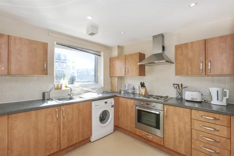 2 bedroom flat to rent, Tramway Court, 3 Candle Street, London, E1