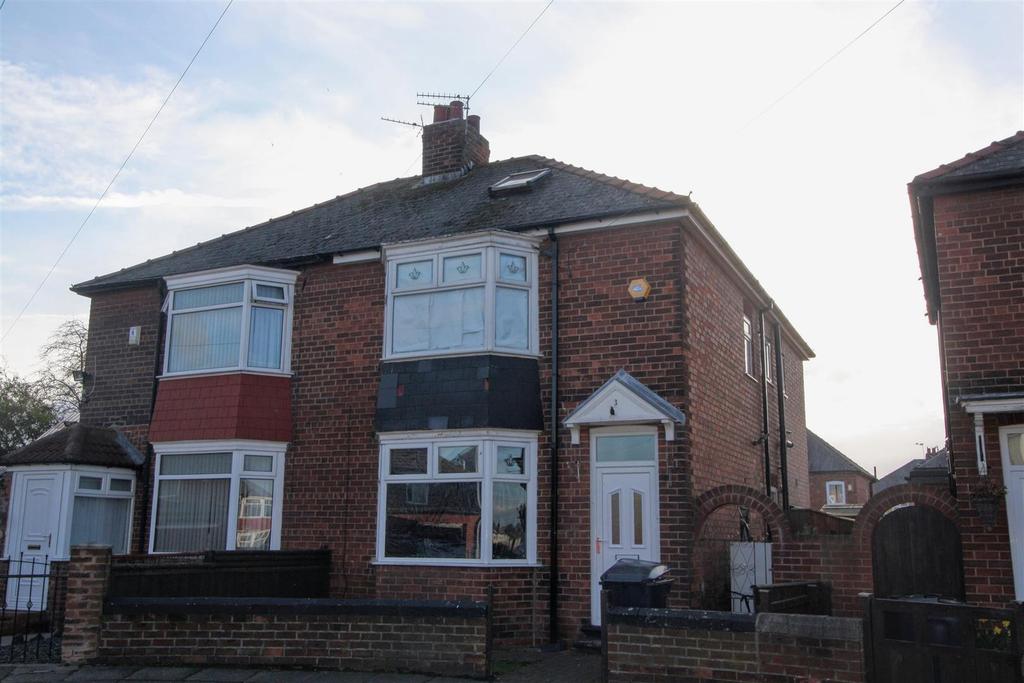 Marina Road, Darlington 4 bed semidetached house £75,000