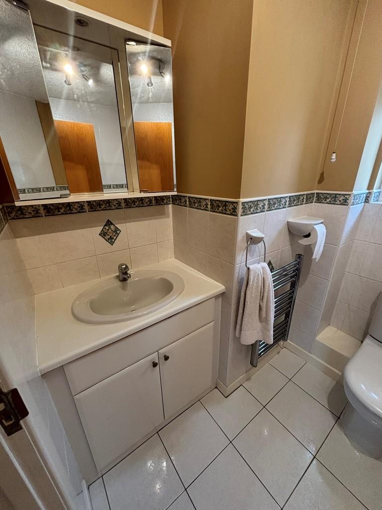 Main bathroom