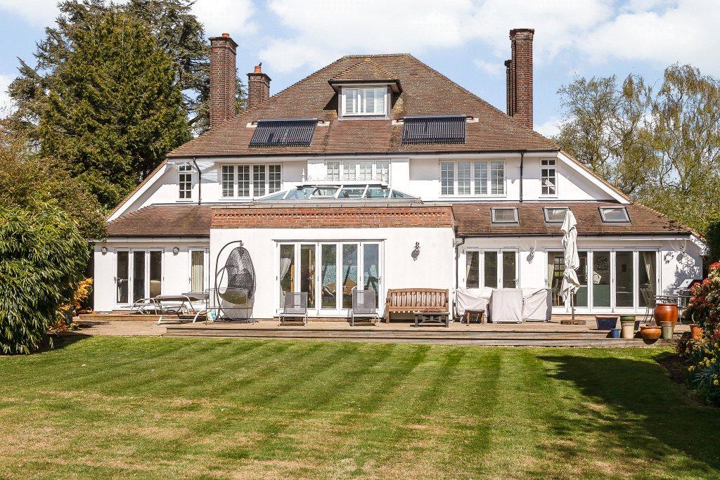 Redbourn Lane, Harpenden, Hertfordshire 5 bed detached house £1,895,000