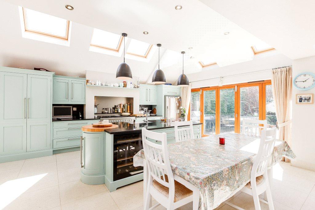 Redbourn Lane, Harpenden, Hertfordshire 5 bed detached house £1,895,000