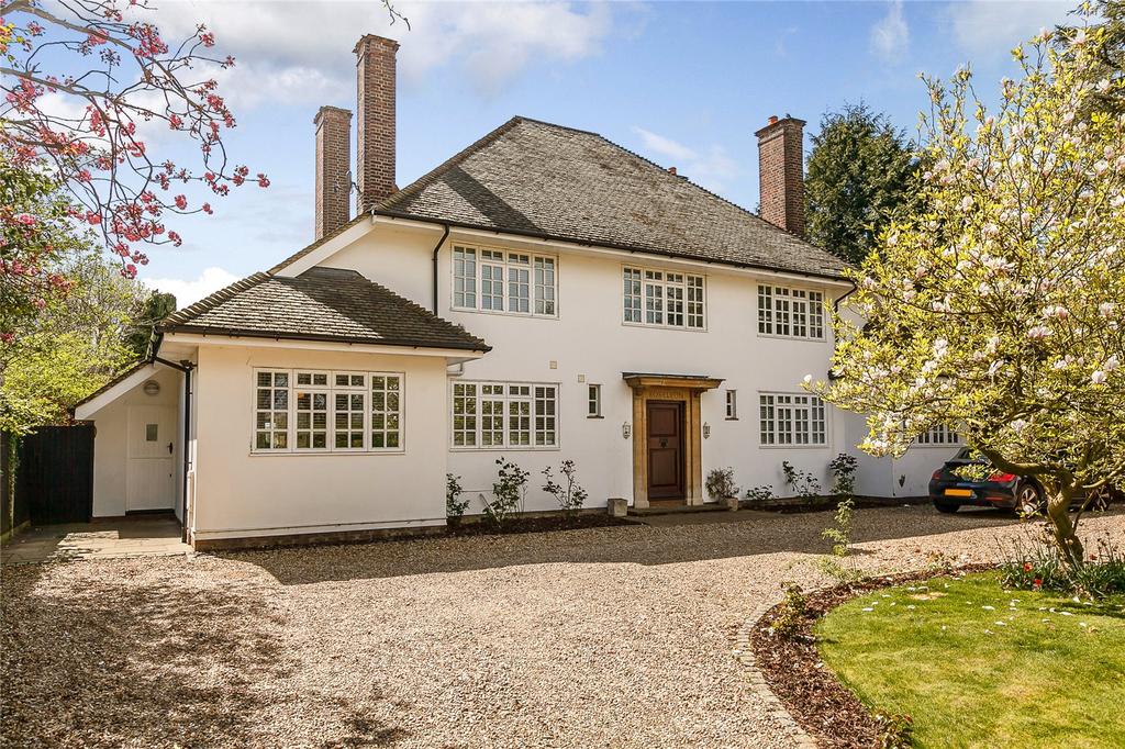 Redbourn Lane, Harpenden, Hertfordshire 5 bed detached house £1,895,000