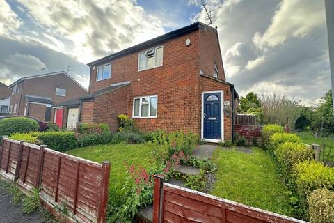 Luton - 2 bedroom semi-detached house to rent