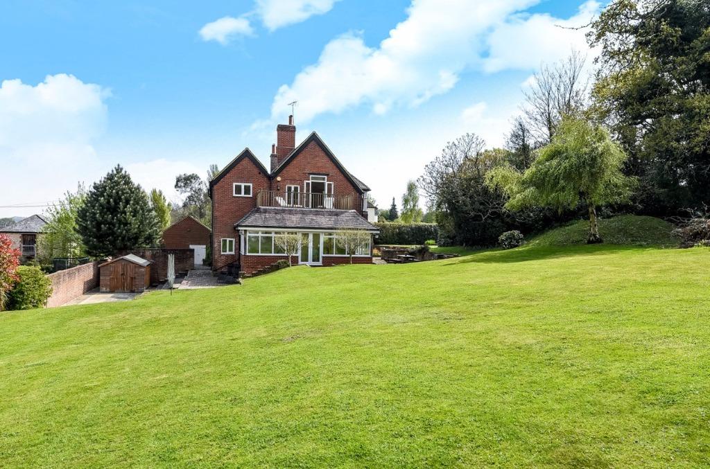 Hurst Road Hassocks West Sussex BN6 7 bed detached house for sale - £