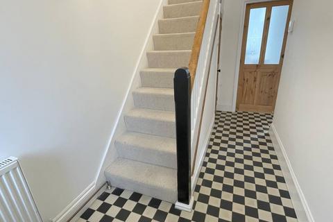 3 bedroom house to rent, Birstall, Holt Road LE4
