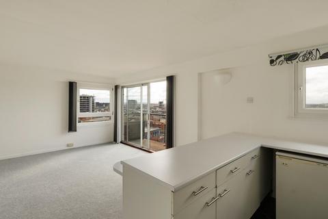 2 bedroom flat to rent, Park Row, City Centre