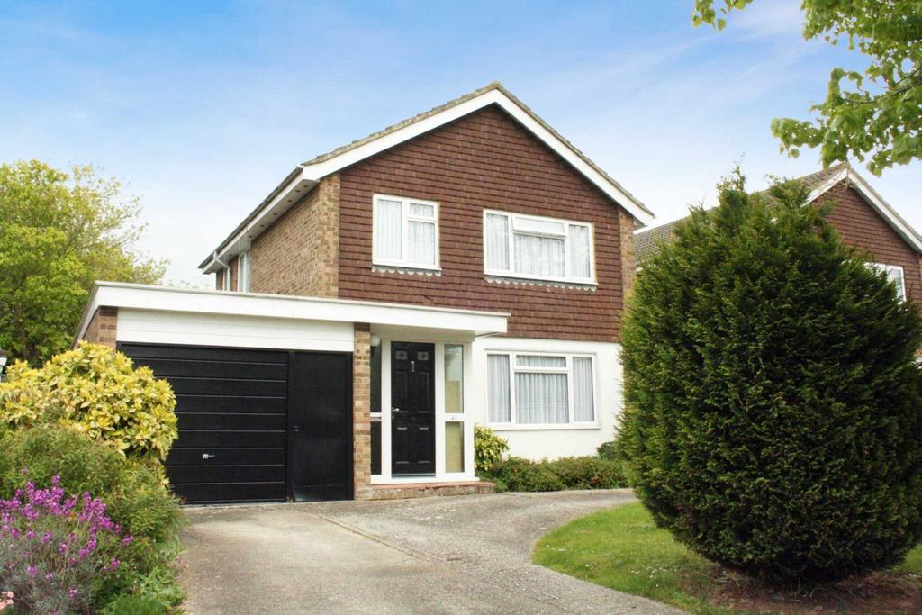 Radstock Lane, Earley 3 bed link detached house £460,000