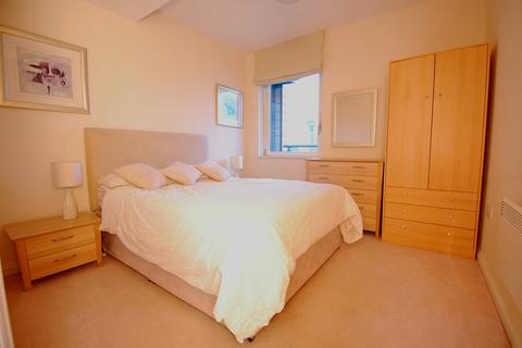 2 bedroom apartment to rent, Longstone Court, Borough, SE1 4LB