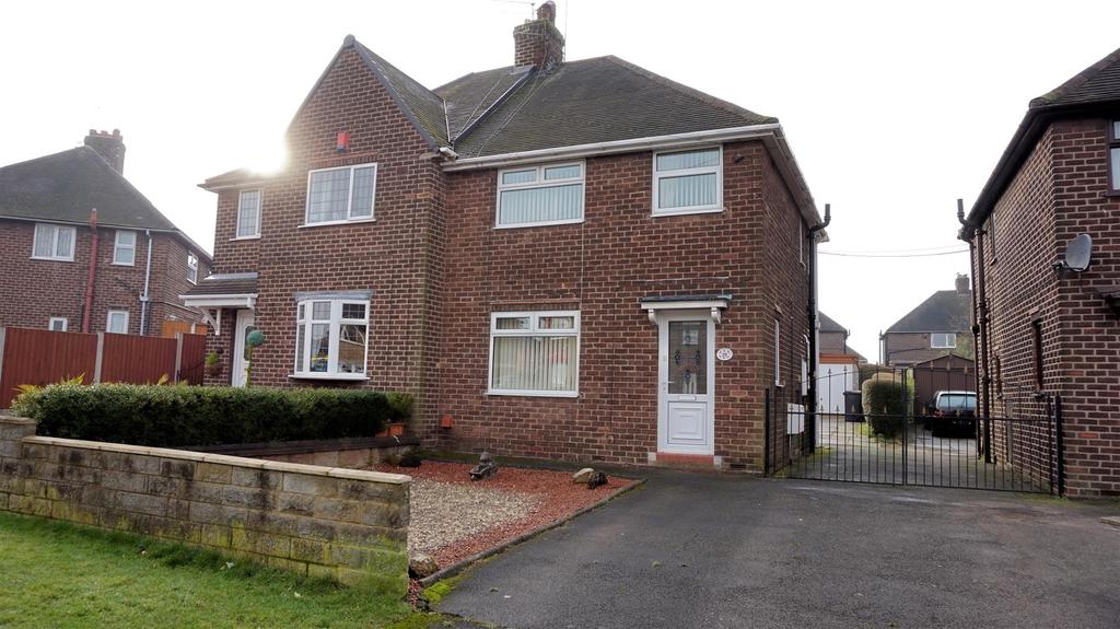 Arnold Grove, Bradwell, Newcastle, Staffs 3 bed semidetached house £
