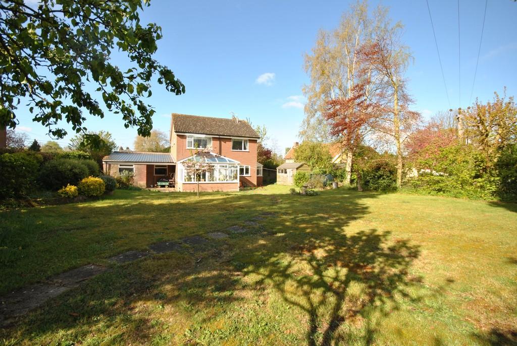 Thorndon, Suffolk 4 bed detached house £385,000