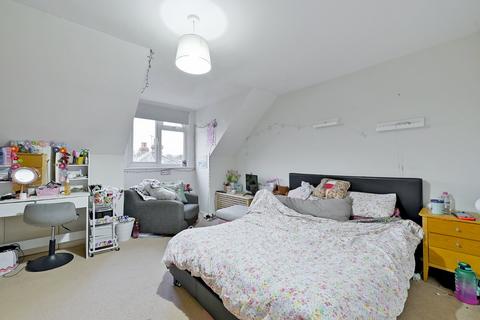 2 bedroom duplex to rent, Glade House, 30 Glade Road, Marlow, Buckinghamshire, SL7