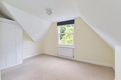 1 bedroom apartment to rent, 90 Peperharow Road, Godalming GU7