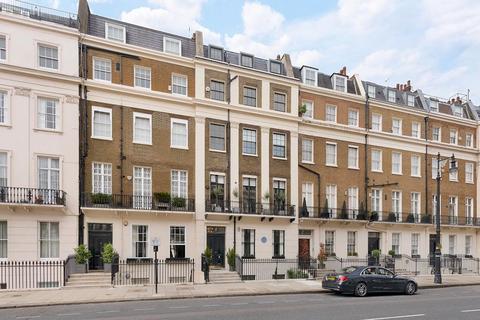 4 bedroom flat to rent, Eaton Place, Belgravia, London, SW1X