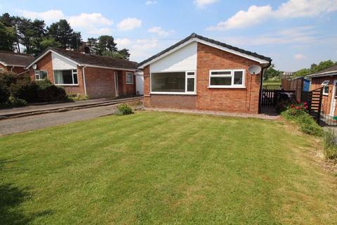3 bedroom detached bungalow to rent, Croeswylan Crescent, Oswestry