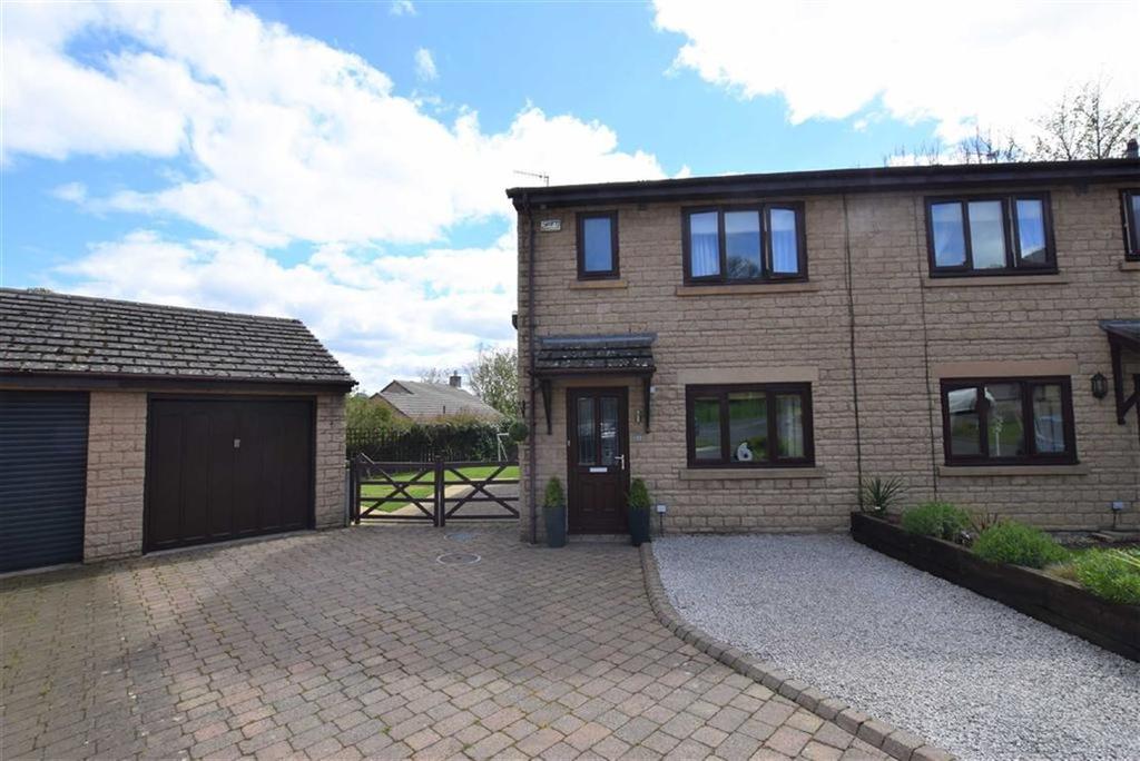 Coates Fields, Barnoldswick, Lancashire 3 bed semi ...