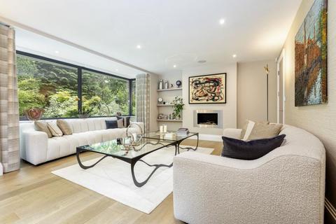 7 bedroom detached house for sale, Wentworth Estate