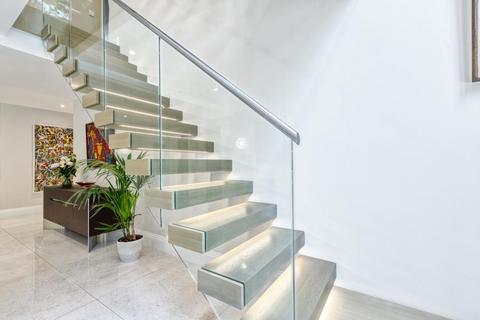 7 bedroom detached house for sale, Wentworth Estate
