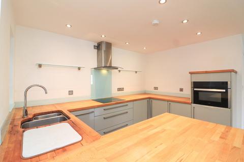 2 bedroom flat to rent, Barcliffe Mews, Barcliffe Avenue, B77 2BN