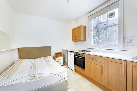 Studio to rent, Onslow Gardens, South Kensington, London, SW7
