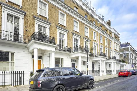 Studio to rent, Onslow Gardens, South Kensington, London, SW7