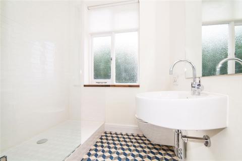 1 bedroom flat to rent, Blomfield Road, Little Venice, W9